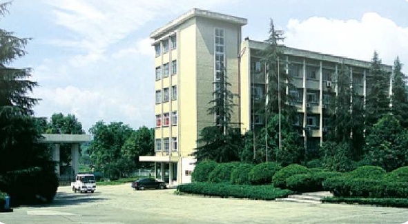 新旧工厂.jpg